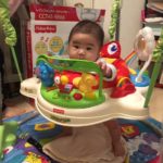 赤ちゃんにおすすめのおもちゃ  跳ねて大満足！ジャンパルー！